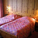 Des Vosges Hotell 2*
